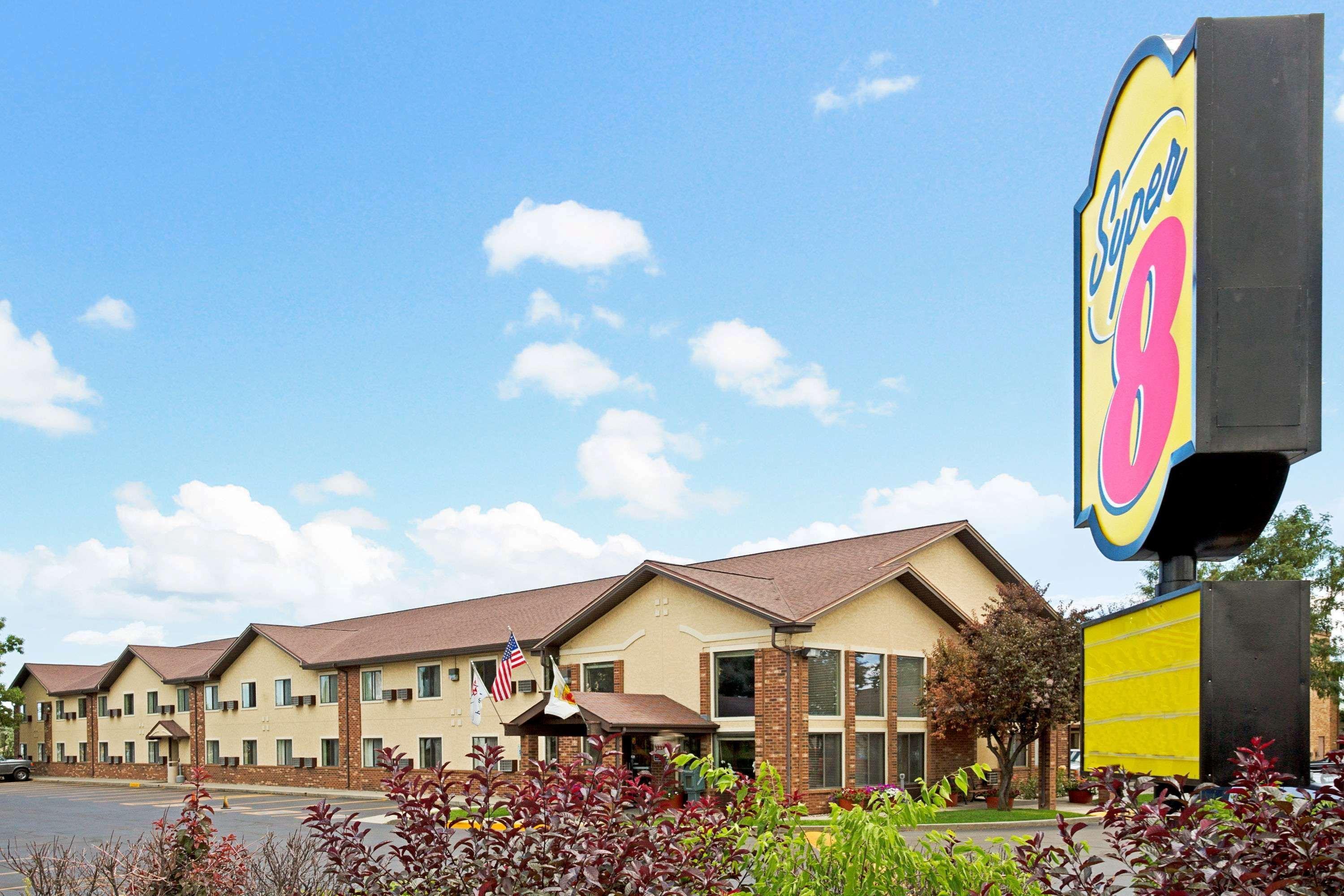 Отель Super 8 By Wyndham Longmont/Twin Peaks Экстерьер фото